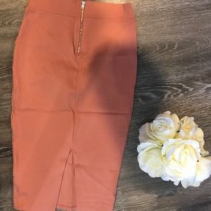 Midi skirt